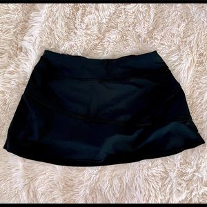 Athleta S black tennis/running/yoga skirt